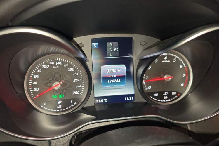 Used Mercedes-Benz C-Class 2016 C 200 L Sport Edition Instrument Cluster
