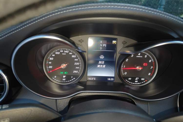 Used Mercedes-Benz C-Class 2016 C 180 L Sport Edition Instrument Cluster