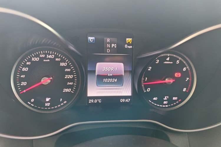 Used Mercedes-Benz C-Class 2016 C 200 L Sport Edition Instrument Cluster
