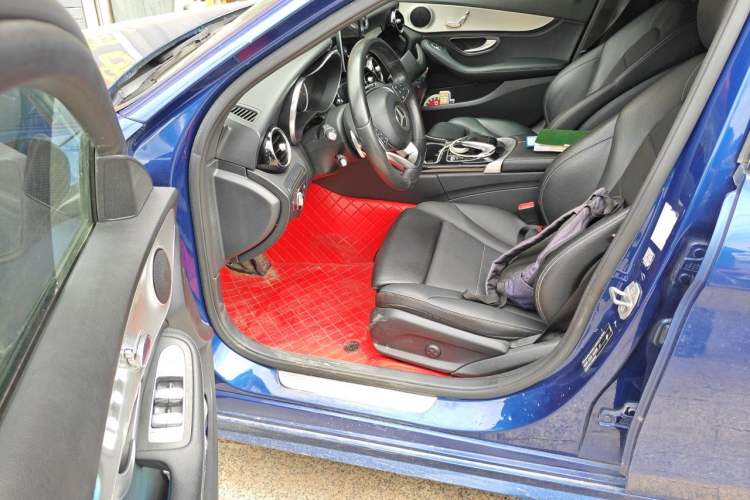 Used Mercedes-Benz C-Class 2016 C 200 Sport Edition Left Front Seat