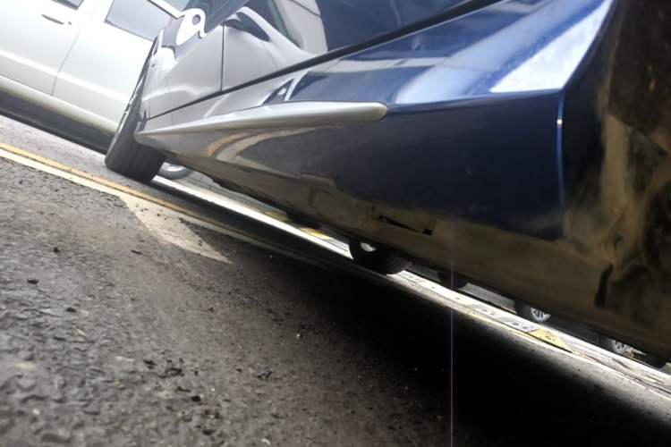 Used Mercedes-Benz C-Class 2016 C 180 L Sport Edition Left Side Sill