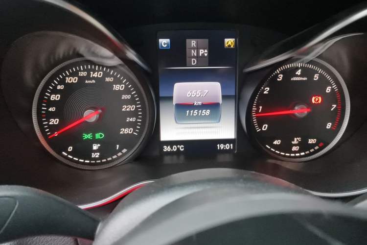 Used Mercedes-Benz C-Class 2016 C 200 Sport Edition Odometer Close Up