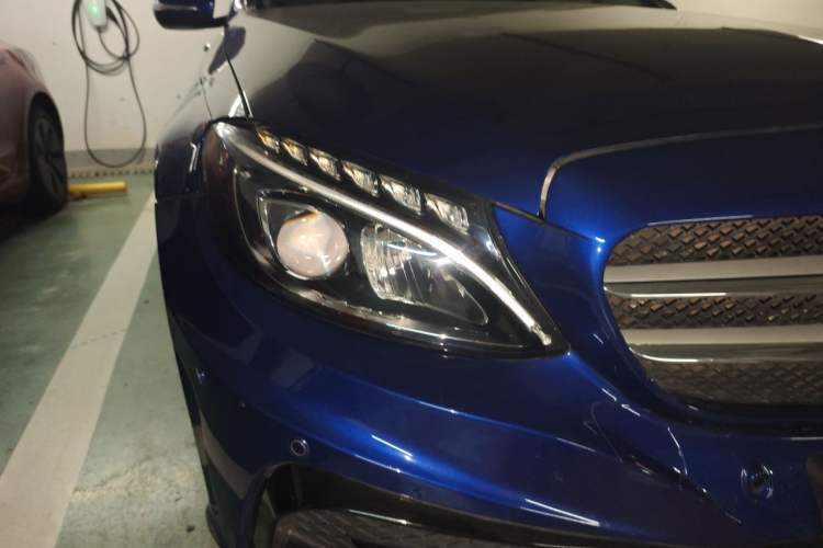 Used Mercedes-Benz C-Class 2016 C 200 L Sport Edition Right Front Headlight