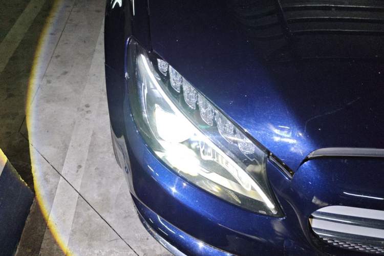 Used Mercedes-Benz C-Class 2016 C 180 L Sport Edition Right Front Headlight