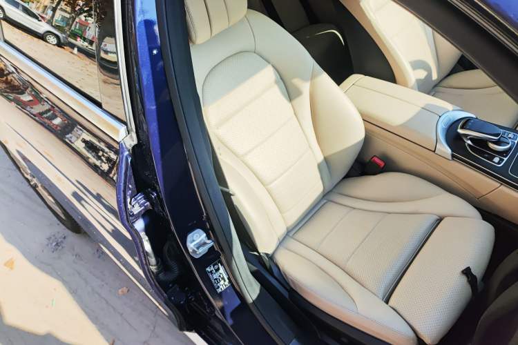 Used Mercedes-Benz C-Class 2016 C 200 L Sport Edition Right Front Seat