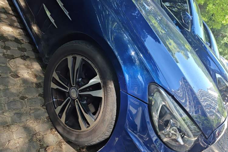 Used Mercedes-Benz C-Class 2016 C 200 Sport Edition Right Front Wheel Hub