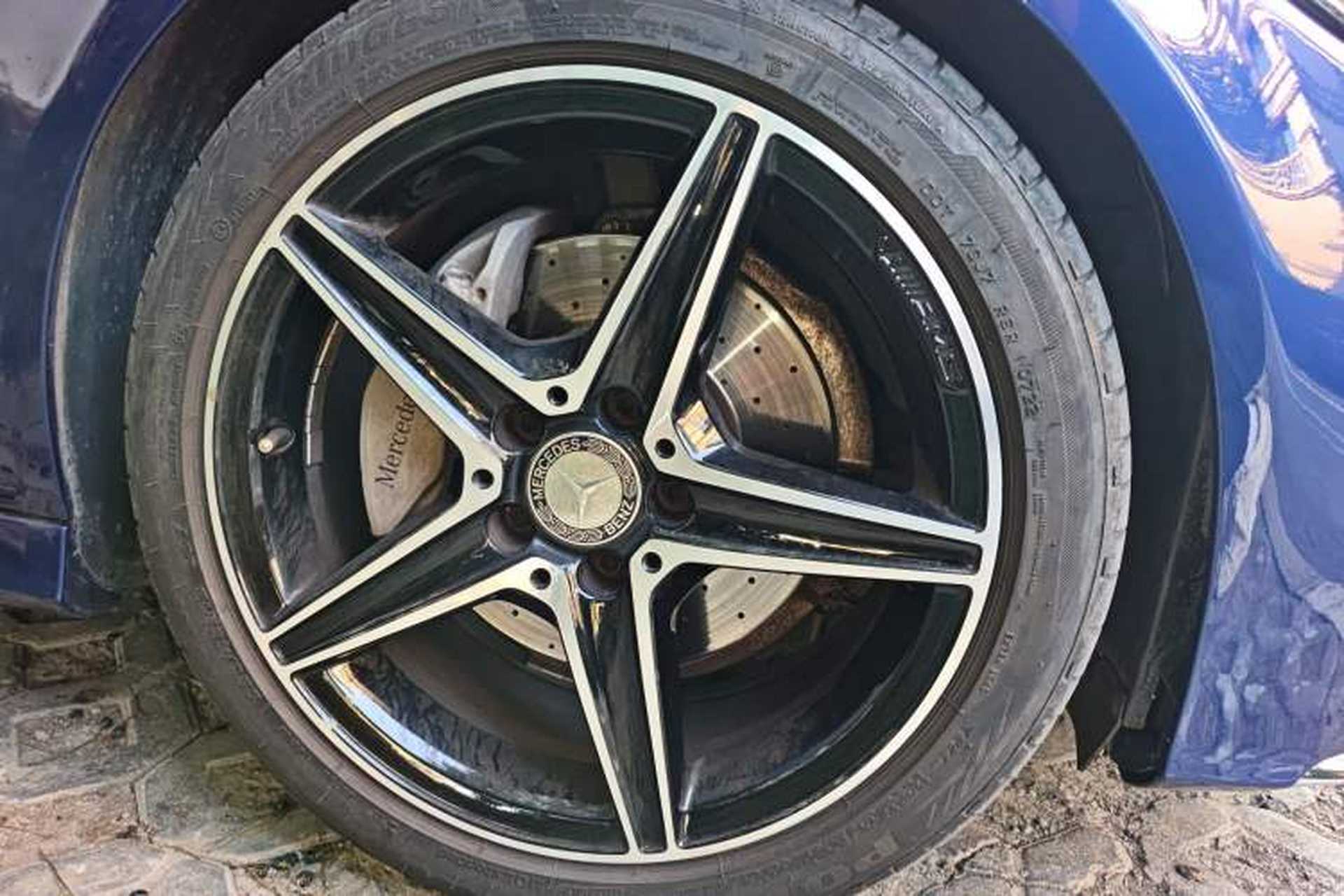 Used Mercedes-Benz C-Class 2016 C 200 Coupe Right Front Wheel Hub