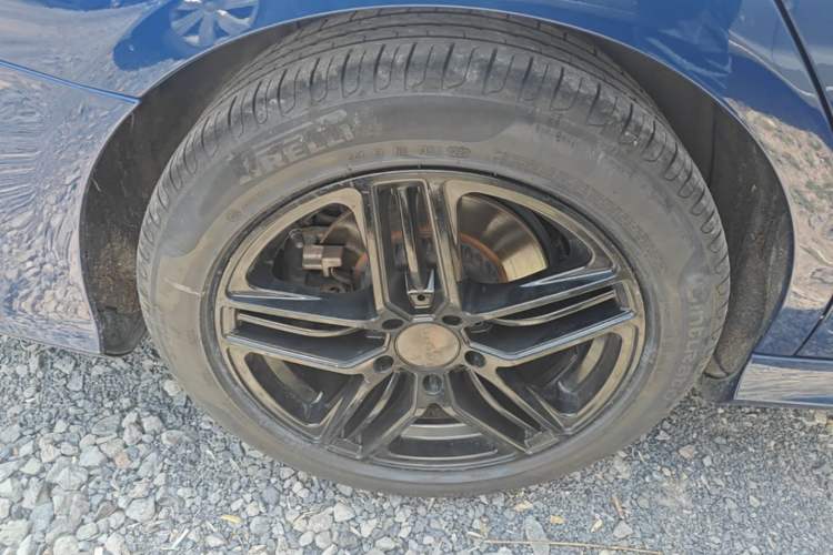 Used Mercedes-Benz C-Class 2016 C 200 L Sport Edition Right Rear Wheel Hub