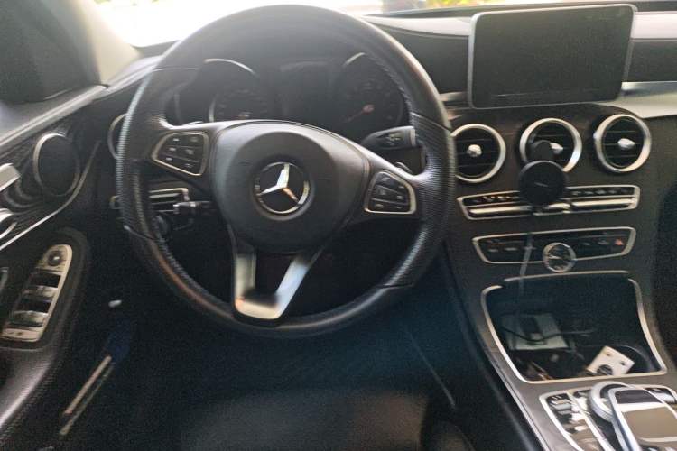Used Mercedes-Benz C-Class 2016 C 200 L Sport Edition Steering Wheel