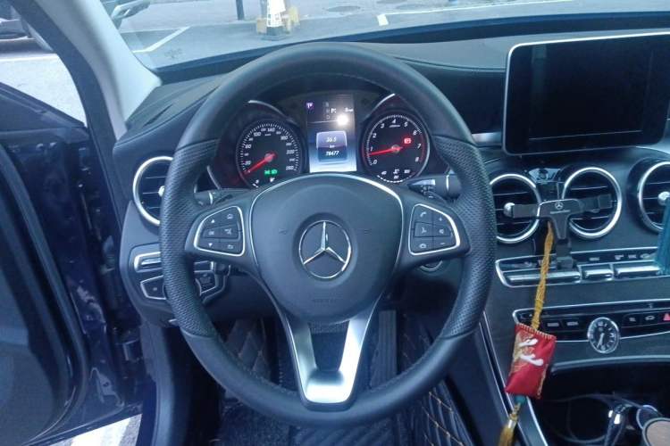 Used Mercedes-Benz C-Class 2016 C 200 L Sport Edition Steering Wheel