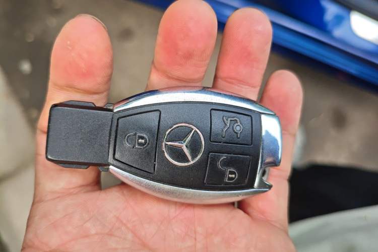 Used Mercedes-Benz C-Class 2016 C 200 Sport Edition Vehicle Key