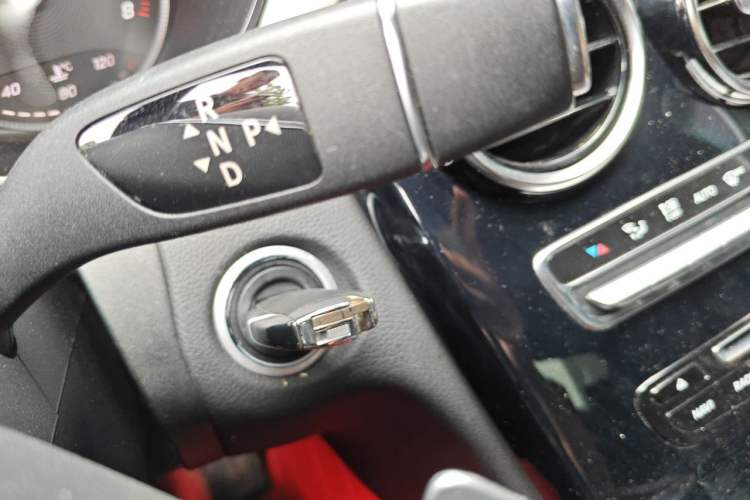 Used Mercedes-Benz C-Class 2016 C 200 Sport Edition Vehicle Key