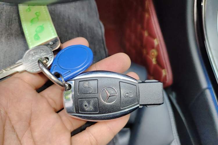 Used Mercedes-Benz C-Class 2016 C 200 L Sport Edition Vehicle Key