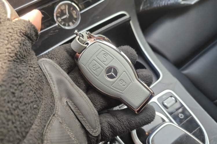 Used Mercedes-Benz C-Class 2016 C 200 L Sport Edition Vehicle Key