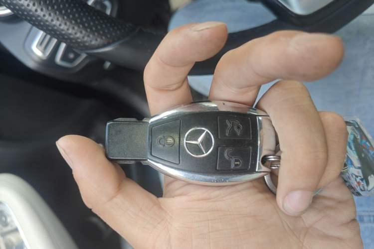 Used Mercedes-Benz C-Class 2016 C 200 L Sport Edition Vehicle Key