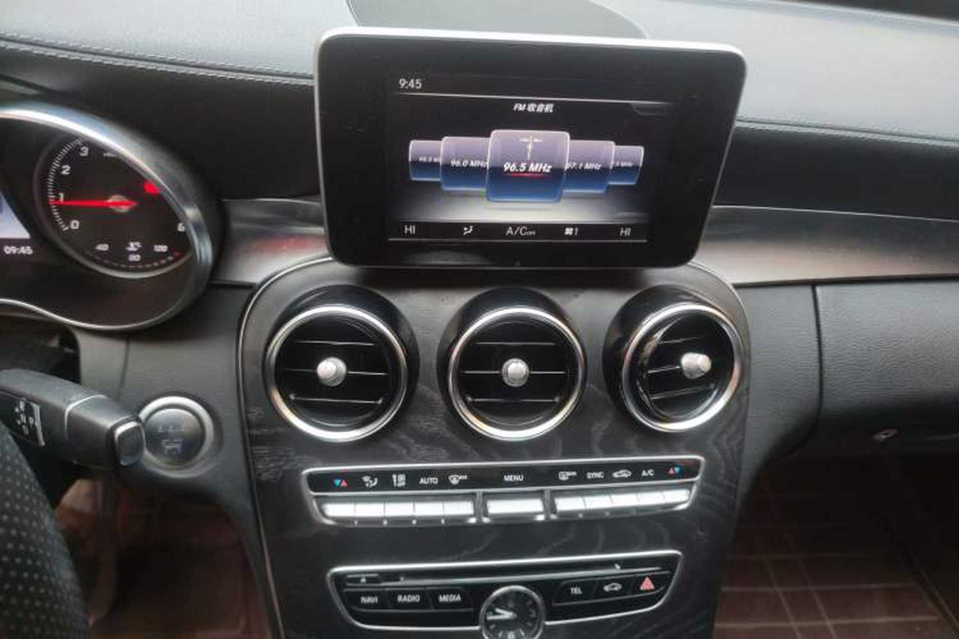 Used Mercedes-Benz C-Class 2016 C 200 L Sport Edition Audio And AC Panel