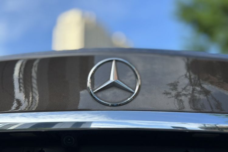 Used Mercedes-Benz C-Class 2016 C 200 L Exterior 11