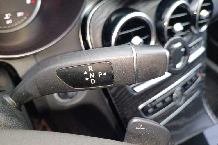 Used Mercedes-Benz C-Class 2016 C 200 L Sport Edition Gear Lever
