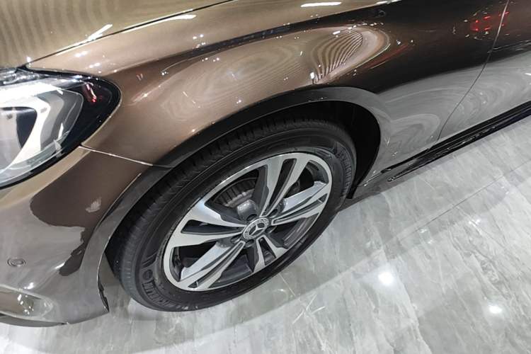 Used Mercedes-Benz C-Class 2016 C 200 L Sport Edition Left Front Wheel Hub