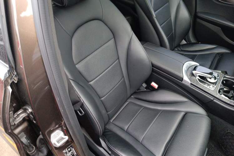 Used Mercedes-Benz C-Class 2016 C 200 L Sport Edition Right Front Seat