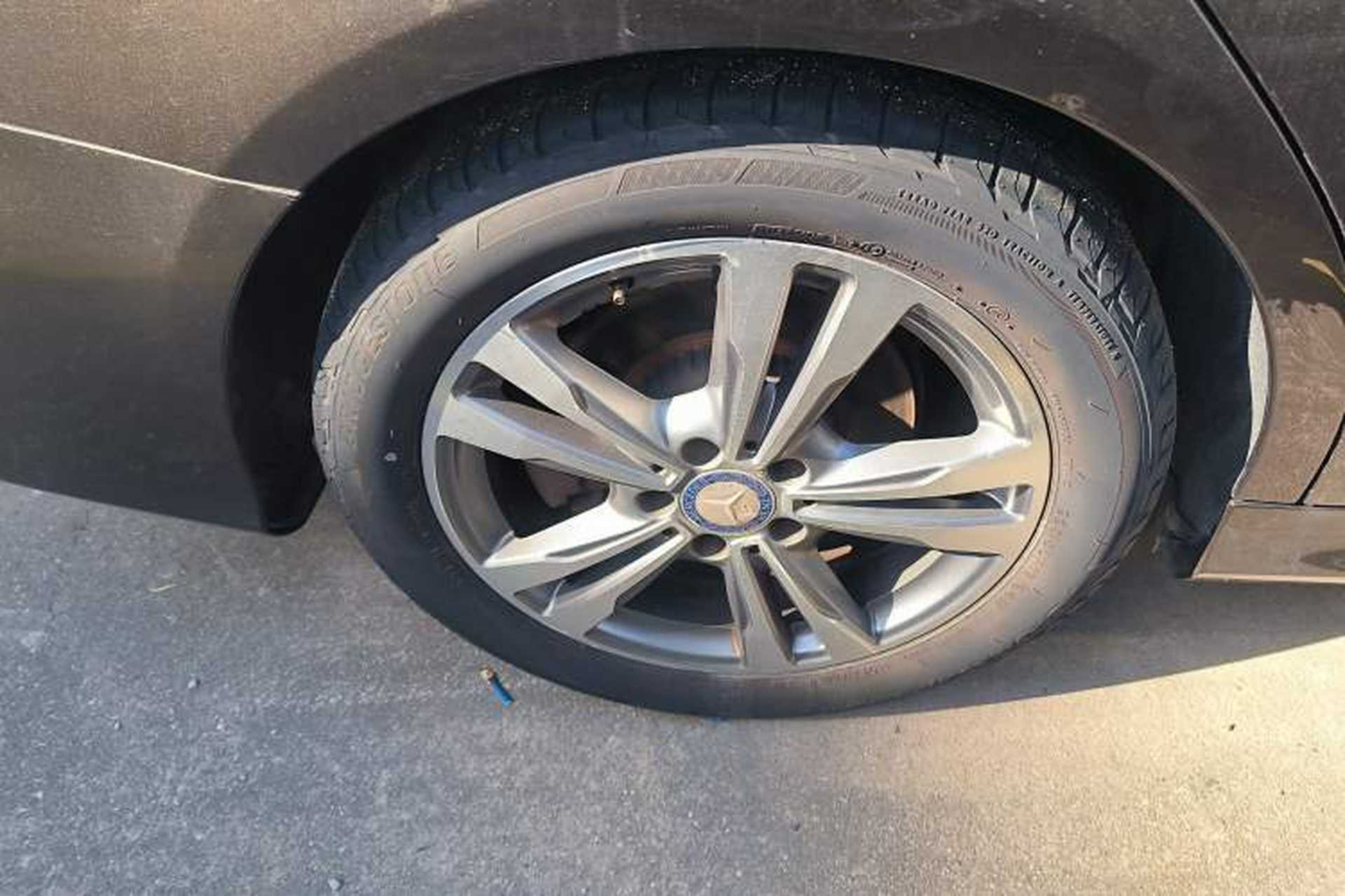 Used Mercedes-Benz C-Class 2016 C 200 L Sport Edition Right Rear Wheel Hub