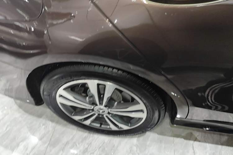 Used Mercedes-Benz C-Class 2016 C 200 L Sport Edition Right Rear Wheel Hub