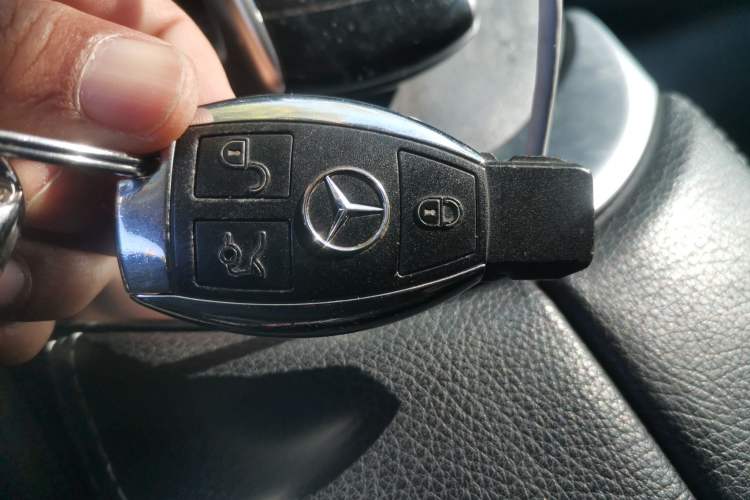 Used Mercedes-Benz C-Class 2016 C 200 L Sport Edition Vehicle Key