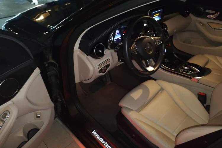 Used Mercedes-Benz C-Class 2016 C 200 L Sport Edition Driver Seat