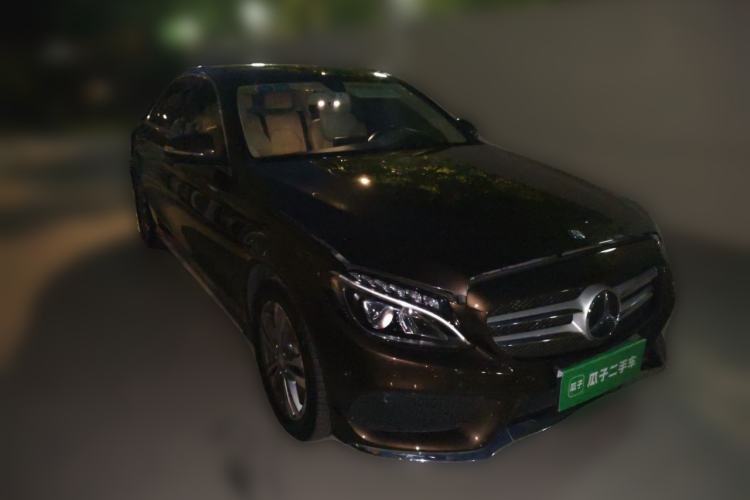 Used Mercedes-Benz C-Class 2016 C 200 L Sport Edition Front Right 45 Deg