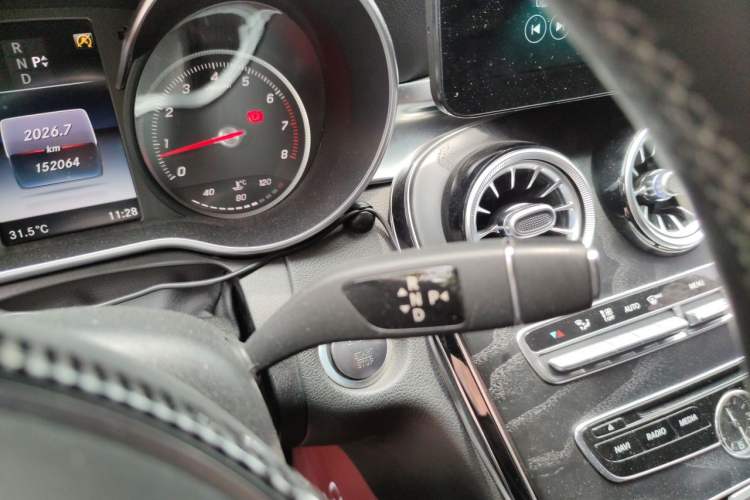 Used Mercedes-Benz C-Class 2016 C 180 L Sport Edition Gear Lever