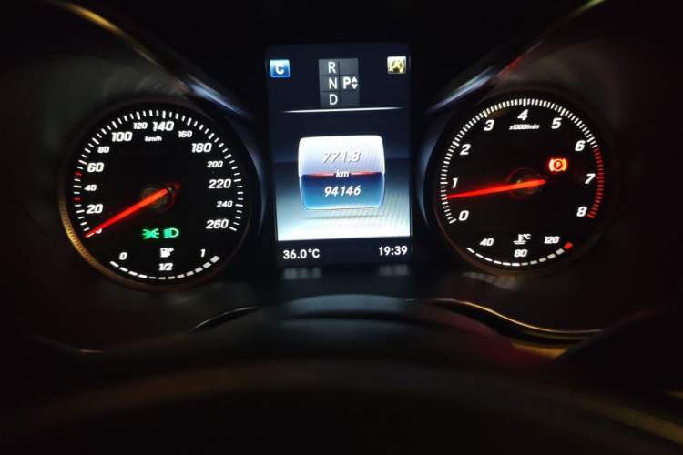 Used Mercedes-Benz C-Class 2016 C 200 L Sport Edition Instrument Cluster