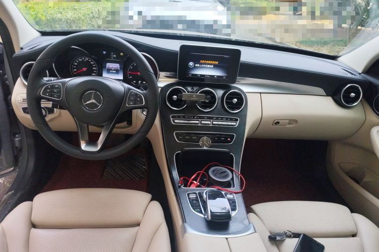 Used Mercedes-Benz C-Class 2016 C 200 L Sport Edition Center Console