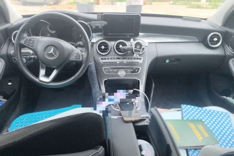 Used Mercedes-Benz C-Class 2016 C 180 L Sport Edition Center Console