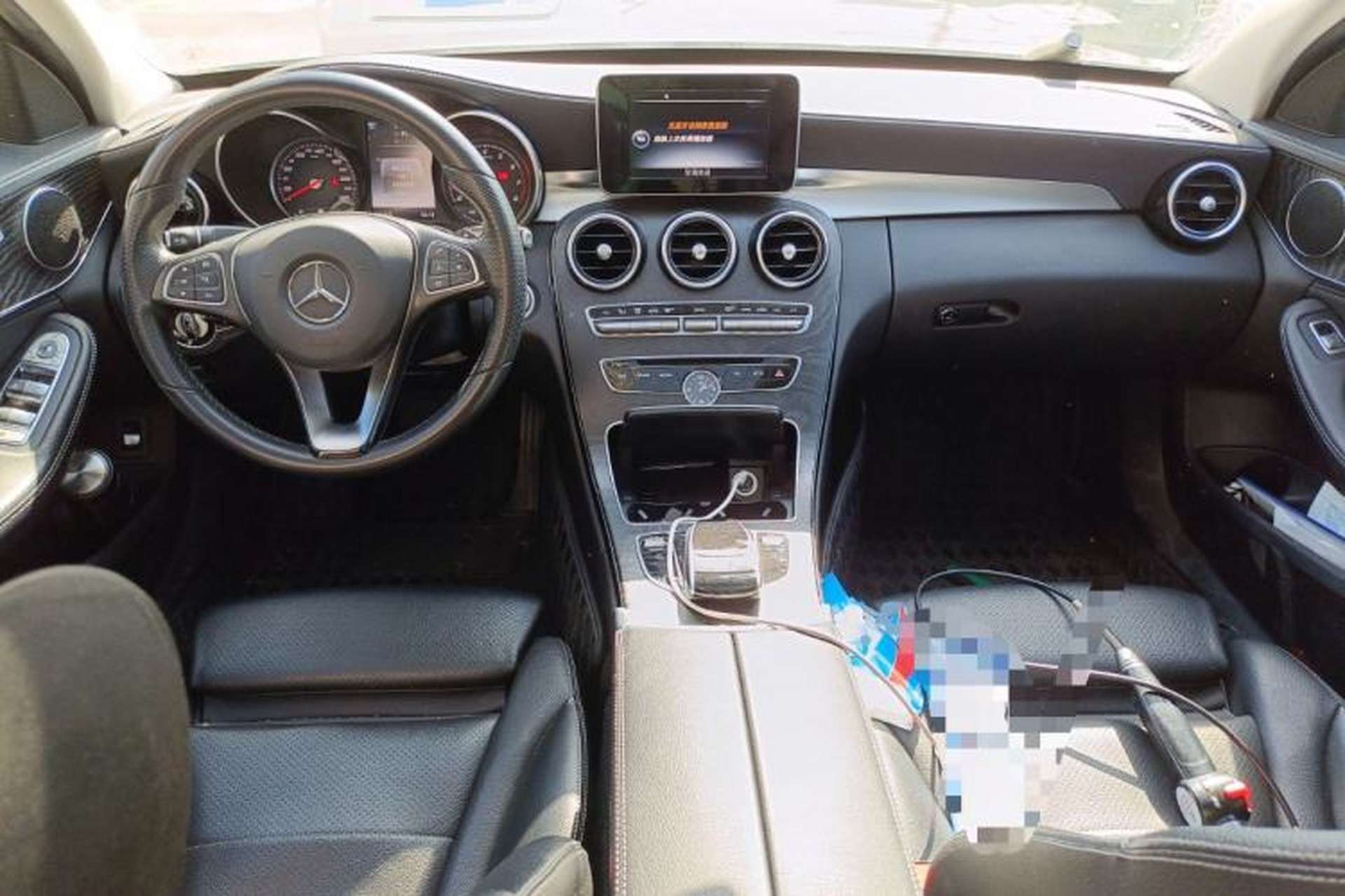 Used Mercedes-Benz C-Class 2016 C 200 L Sport Edition Center Console