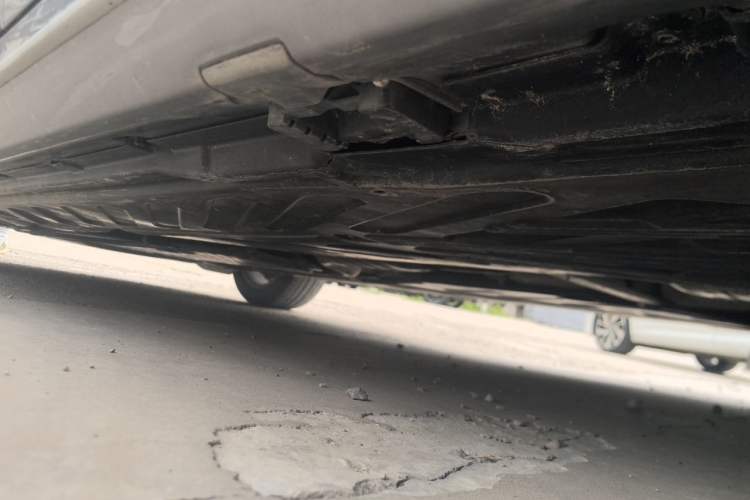 Used Mercedes-Benz C-Class 2016 C 180 L Sport Edition Chassis Rear Left