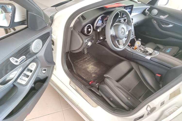 Used Mercedes-Benz C-Class 2016 C 180 L Sport Edition Driver Seat