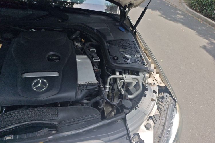 Used Mercedes-Benz C-Class 2016 C 200 L Sport Edition Engine Bay Left