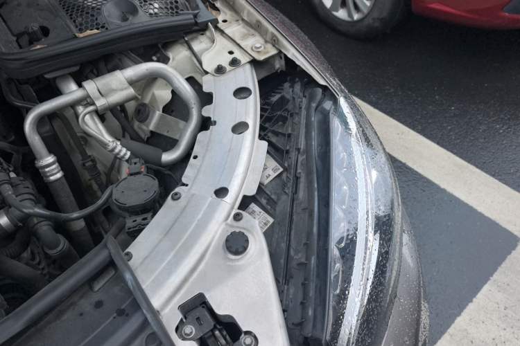 Used Mercedes-Benz C-Class 2016 C 200 Coupe Engine Bay Left