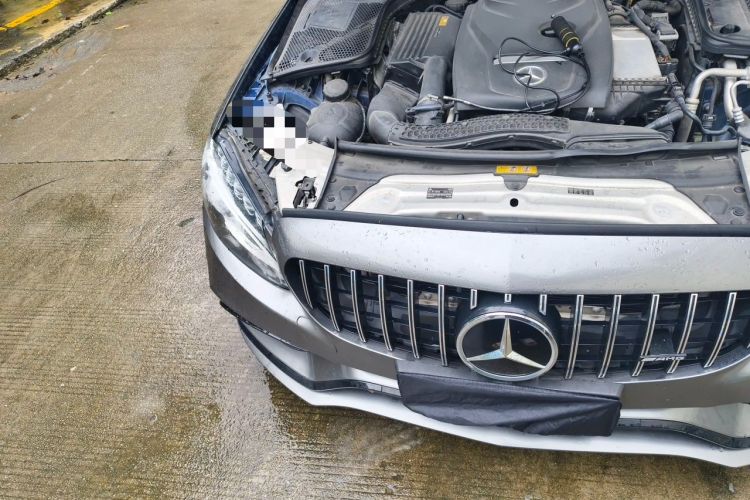 Used Mercedes-Benz C-Class 2016 C 200 L Sport Edition Engine Bay Right