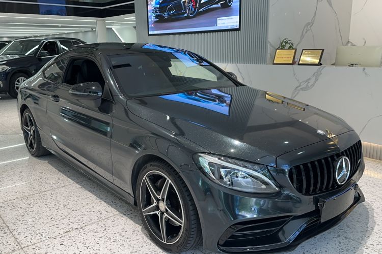Used Mercedes-Benz C-Class 2016 C 200 Coupe Exterior 2
