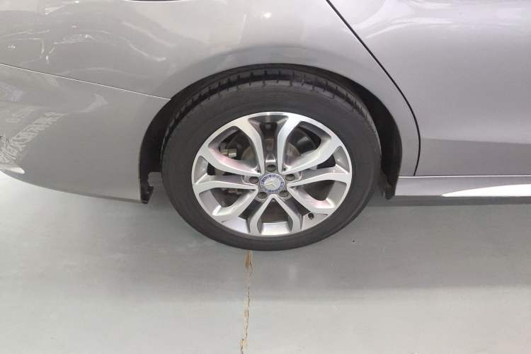 Used Mercedes-Benz C-Class 2016 C 180 L Sport Edition Exterior 5