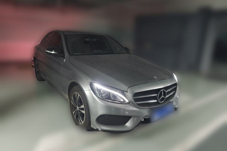 Used Mercedes-Benz C-Class 2016 C 200 Sport Edition Front Right 45 Deg