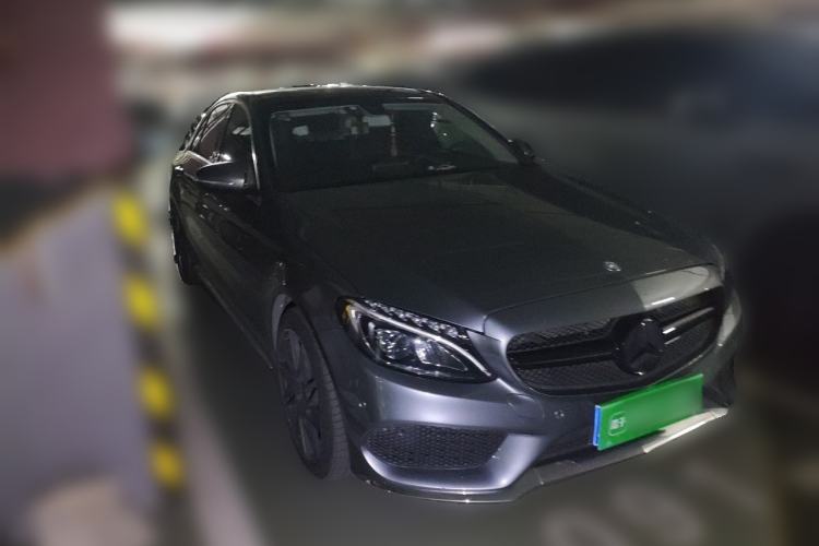 Used Mercedes-Benz C-Class 2016 C 200 L Sport Edition Front Right 45 Deg