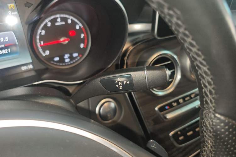 Used Mercedes-Benz C-Class 2016 C 180 Estate Gear Lever