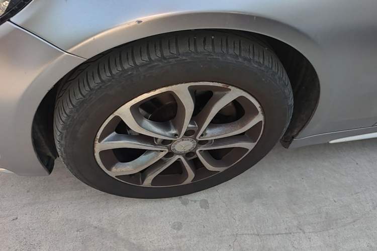 Used Mercedes-Benz C-Class 2016 C 180 L Sport Edition Left Front Wheel Hub