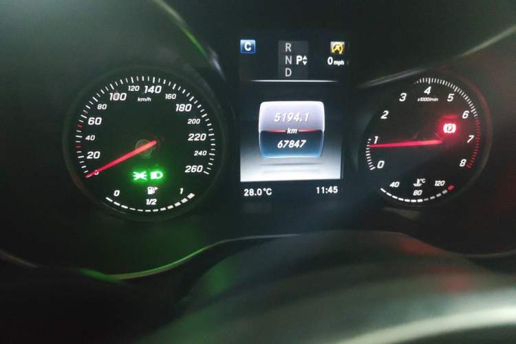 Used Mercedes-Benz C-Class 2016 C 200 Sport Edition Odometer Close Up