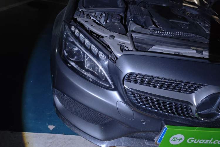 Used Mercedes-Benz C-Class 2016 C 200 L Sport Edition Right Front Headlight