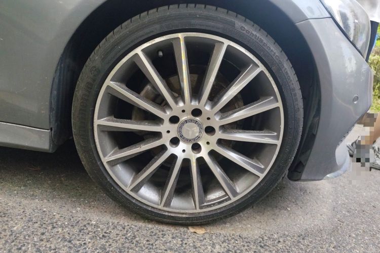 Used Mercedes-Benz C-Class 2016 C 200 L Sport Edition Right Front Wheel Hub
