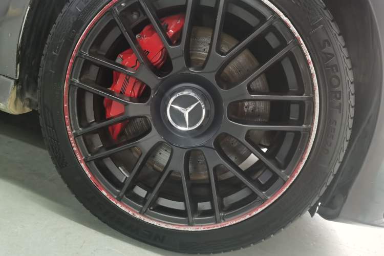 Used Mercedes-Benz C-Class 2016 C 200 L Sport Edition Right Front Wheel Hub