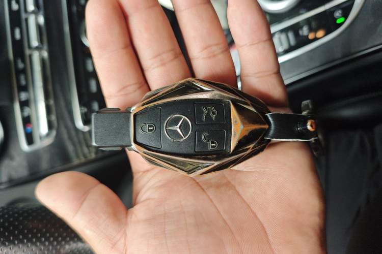 Used Mercedes-Benz C-Class 2016 C 200 L Sport Edition Vehicle Key